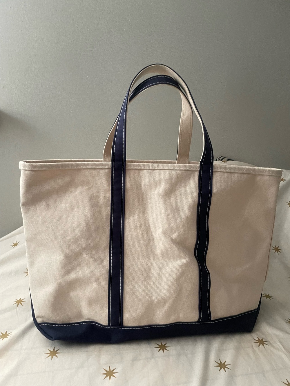 L. L. Bean Boat and Tote Large Canvas Tote Cream and Navy - Picture 2 of 13